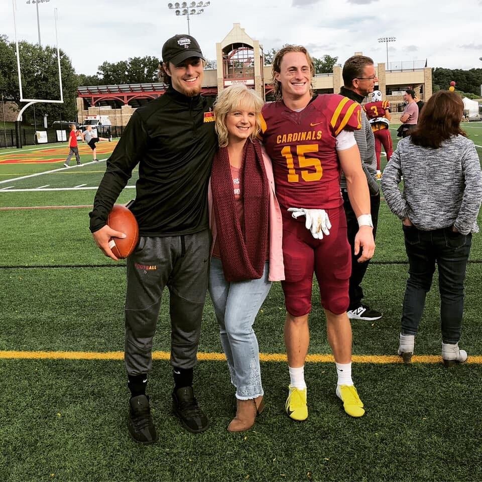 Brennen with his mom and brother. He was quarterback and team captain at St. John Fisher College in Rochester, NY, graduating in 2019. Photo: Brennen Thompson Facebook page. 