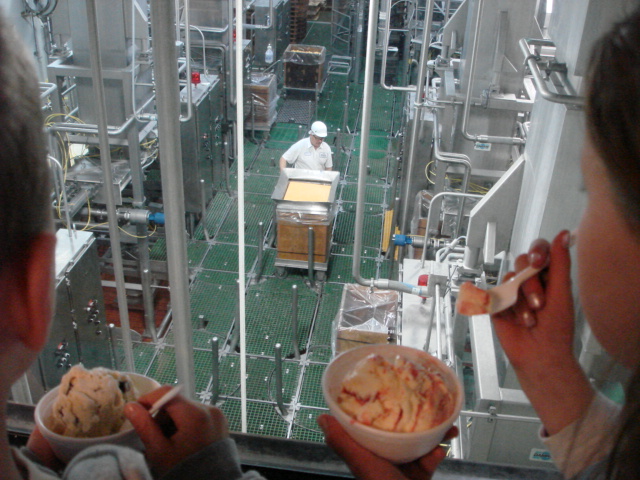 enjoyingicecreamwhileemployeespackagea640lbcrate