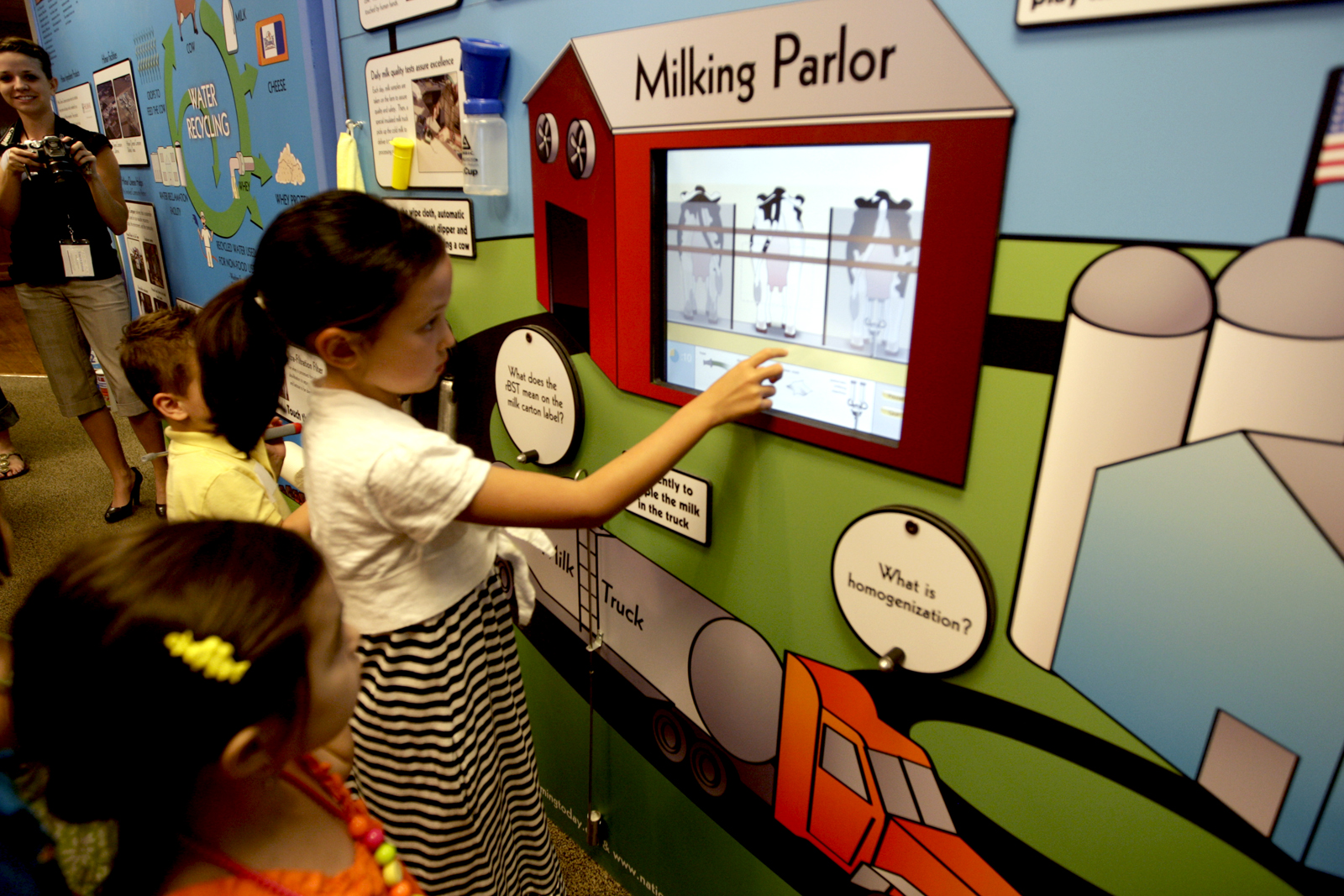 Hilmar Cheese Company - Tour - Taste - Shop and Eat