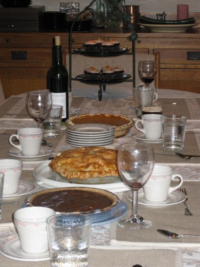 Kitchen gadgets and promises of pie