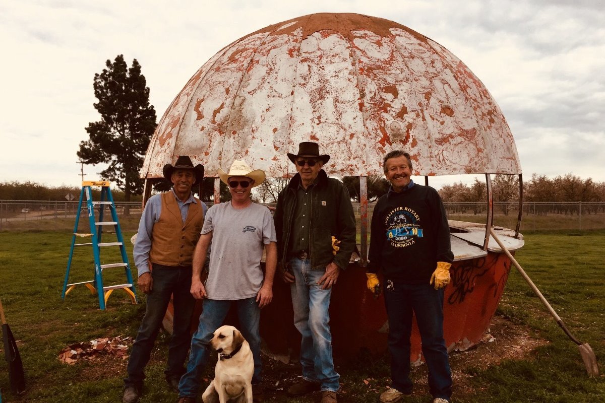  The restoration project is a collaboration project among the Madera Sunrise Rotary, Chowchilla Rotary, and Madera Rotary clubs.  Photo: GoFundMe.com/mammothorange 