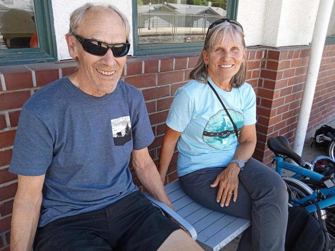 Russ and Paula Sunn are waiting for their northbound Amtrak at the Merced train station. Photo: Steve Newvine